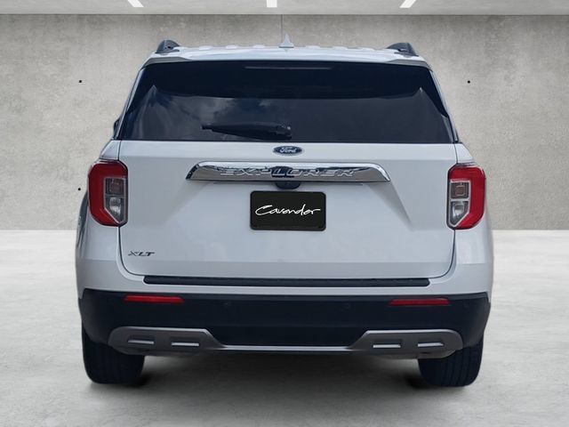 Used 2023 Ford Explorer XLT w/ Equipment Group 202A RWD image 16