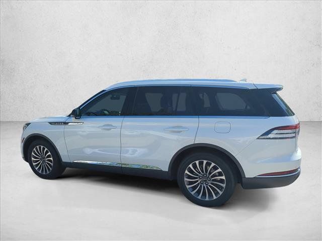 Used 2024 Lincoln Aviator 2WD w/ Premium Package image 8