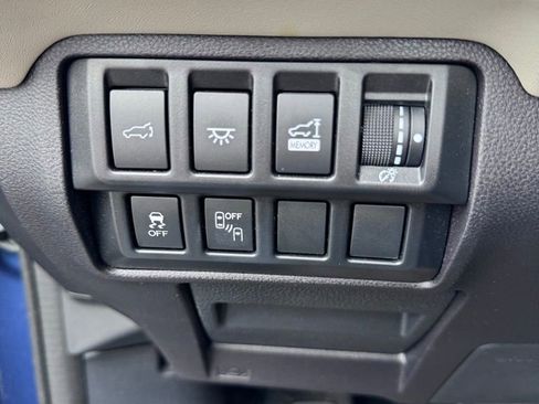 Used 2020 Subaru Ascent Touring w/ Popular Package #2 image 11