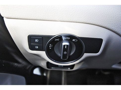 Used 2019 Mercedes-Benz GLA 250 GLA 250 image 24