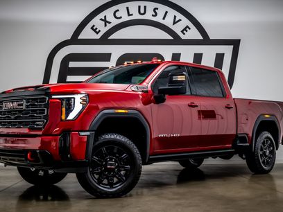 Used 2025 GMC Sierra 2500 AT4 w/ AT4 Premium Plus Package