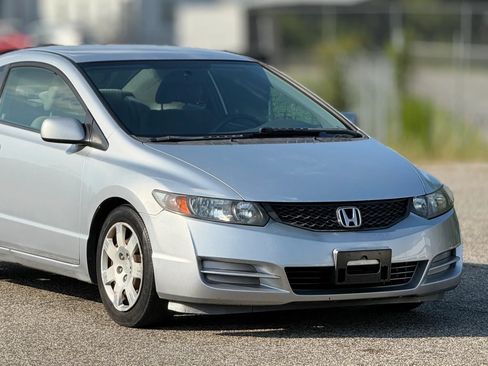 Used 2010 Honda Civic LX image 15