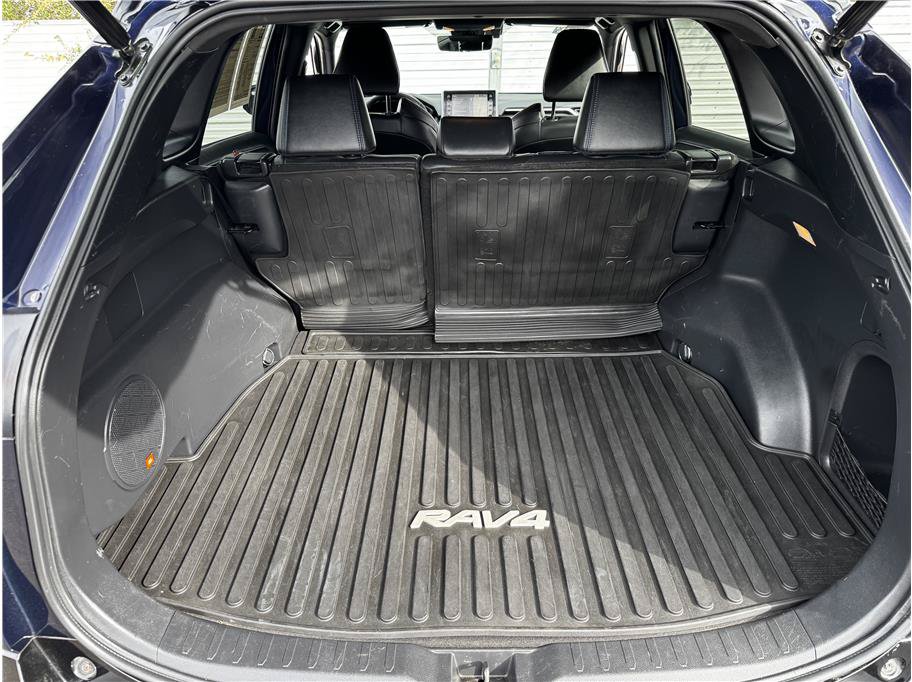 Used 2021 Toyota RAV4 XSE AWD/4WD image 30