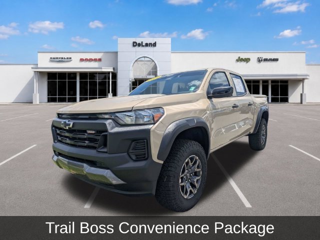 Used 2023 Chevrolet Colorado Trail Boss w/ Technology Package AWD/4WD image 10