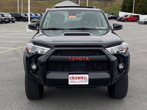 Used 2021 Toyota 4Runner Venture w/ Moonroof Package image 8