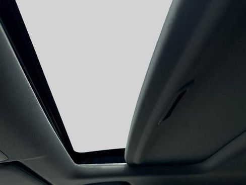 Used 2021 Honda CR-V EX image 11
