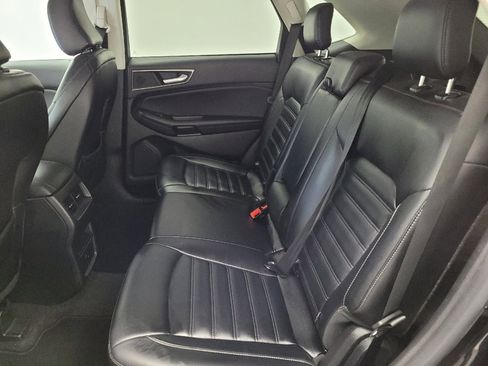 Used 2023 Ford Edge SEL image 18