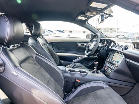 Used 2018 Ford Mustang Shelby GT350 w/ Convenience Package RWD image 39