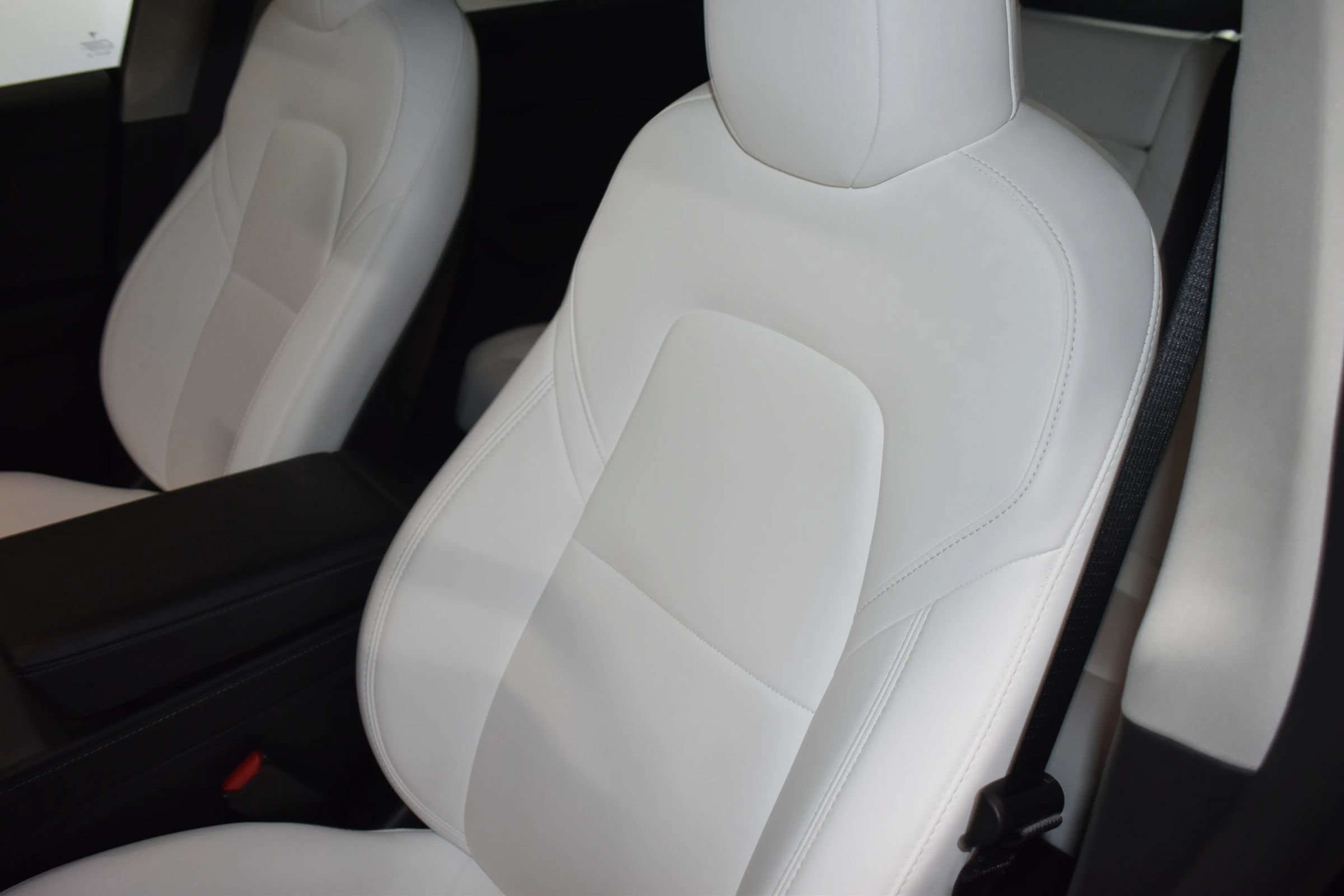 Used 2023 Tesla Model Y Long Range AWD/4WD image 15