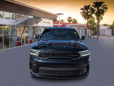 Certified 2023 Dodge Durango R/T RWD image 8