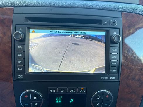 Used 2008 Chevrolet Avalanche LTZ w/ LTZ Preferred Equipment Group image 26