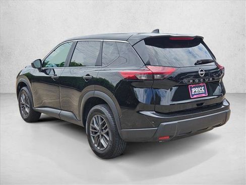 Used 2024 Nissan Rogue S FWD image 8