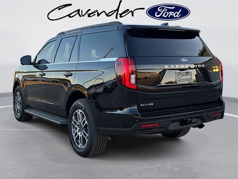 New 2025 Ford Expedition Active image 7