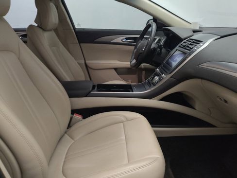 Used 2017 Lincoln MKZ Premiere FWD image 21