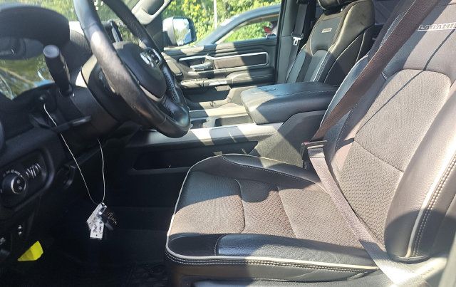 Used 2023 RAM 1500 Laramie AWD/4WD image 6