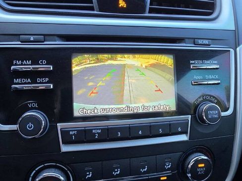 Used 2016 Nissan Altima 2.5 S w/ Power Driver Seat Package FWD image 12