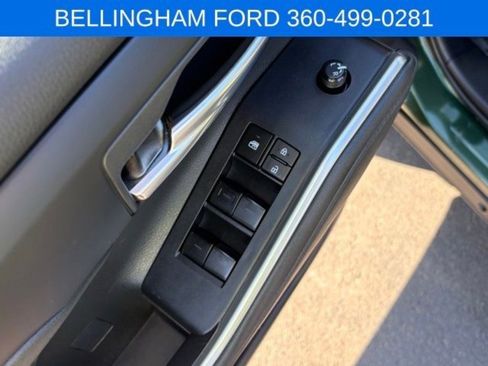 Used 2024 Toyota Highlander XLE image 14