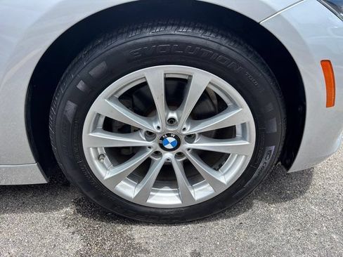 Used 2018 BMW 320i Sedan RWD image 8