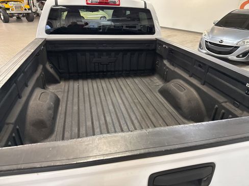 Used 2018 Chevrolet Colorado LT image 11