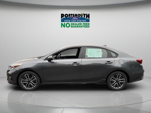 Used 2023 Kia Forte GT-Line FWD image 2