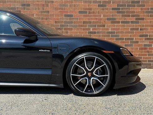 New 2025 Porsche Taycan AWD/4WD image 11