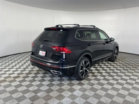 Used 2024 Volkswagen Tiguan SEL R-Line AWD/4WD image 24