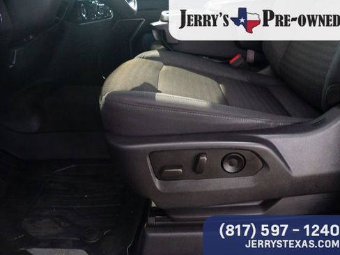 Used 2022 Chevrolet Silverado 1500 LT image 17