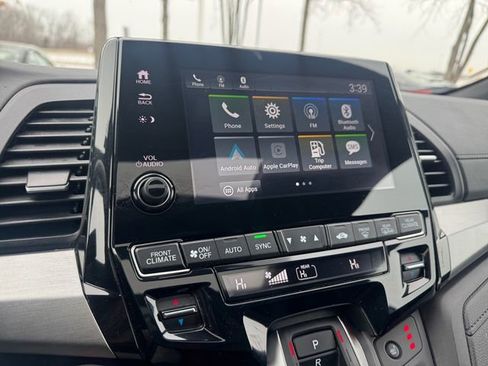 Used 2024 Honda Odyssey Sport image 25