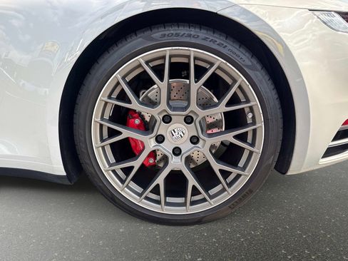Used 2021 Porsche 911 Carrera 4S image 15