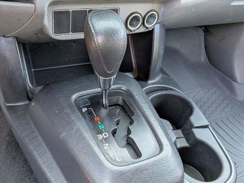 Used 2014 Toyota Tacoma 2WD Regular Cab image 13
