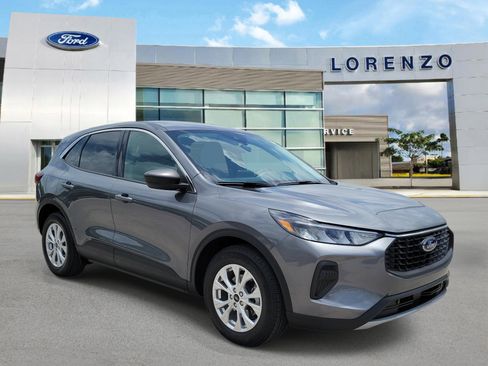 Used 2023 Ford Escape Active FWD image 3