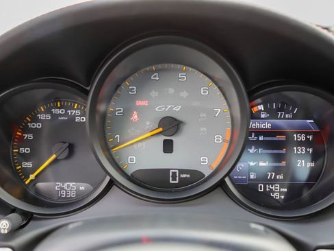 Used 2016 Porsche Cayman GT4 image 6