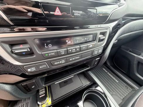 Used 2023 Honda Ridgeline Black Edition image 37