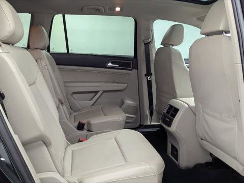 Used 2019 Volkswagen Atlas SEL image 18