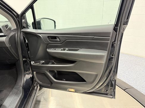 Used 2023 Honda Odyssey EX-L image 24