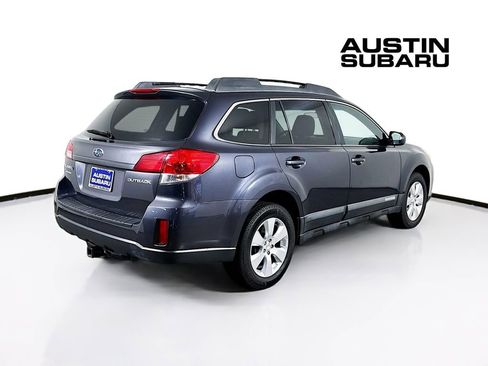 Used 2010 Subaru Outback 2.5i Limited AWD/4WD image 7