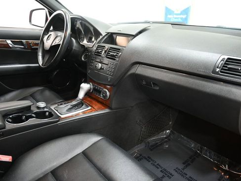 Used 2009 Mercedes-Benz C 300 4MATIC Sedan image 19