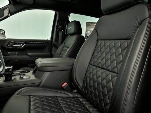 New 2026 GMC Sierra 1500 AT4 w/ Technology Package image 9