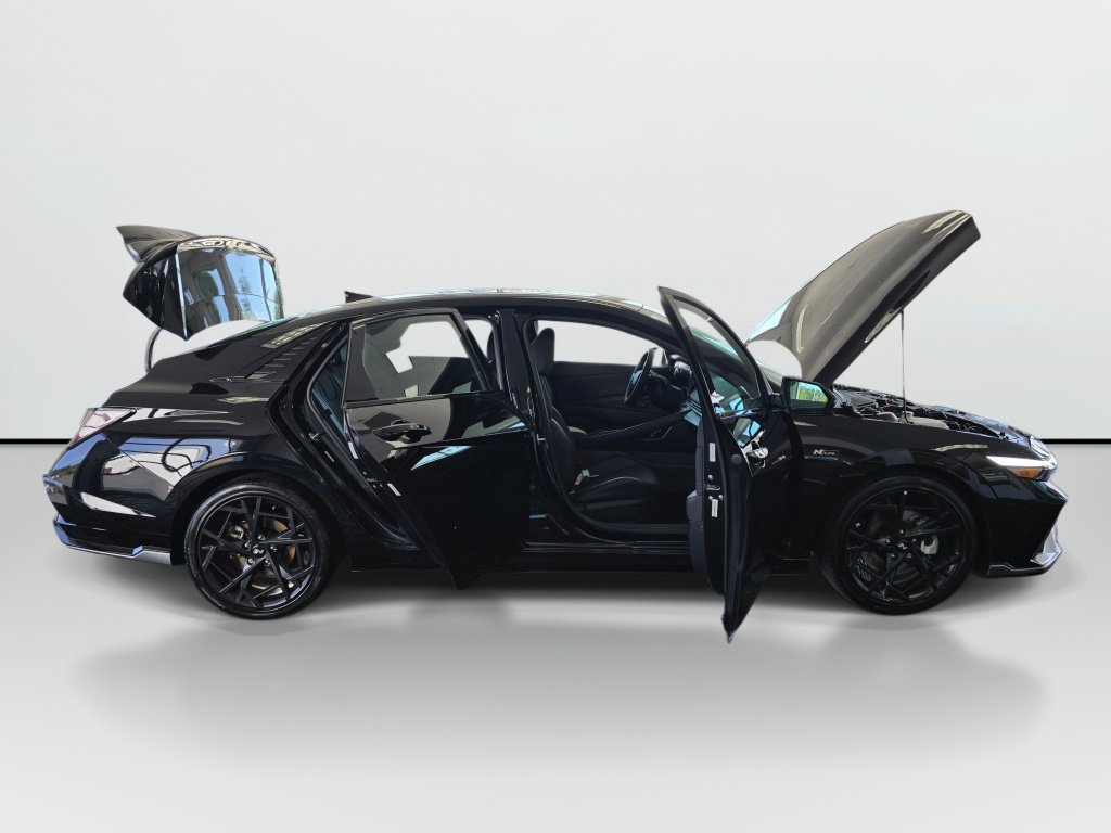 Used 2025 Hyundai Elantra N Line FWD image 9