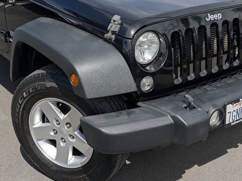 Used 2014 Jeep Wrangler Unlimited Sport w/ Quick Order Package 24S AWD/4WD image 6