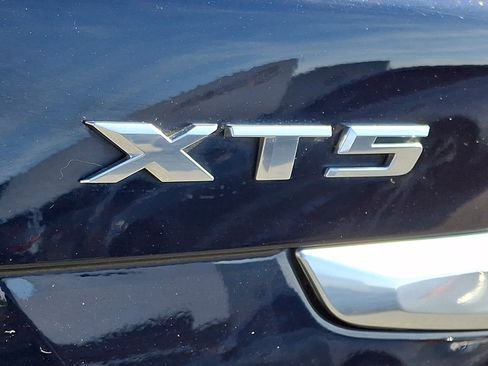 Used 2022 Cadillac XT5 Premium Luxury image 30