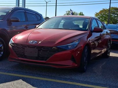 Used 2023 Hyundai Elantra SEL w/ Convenience Package