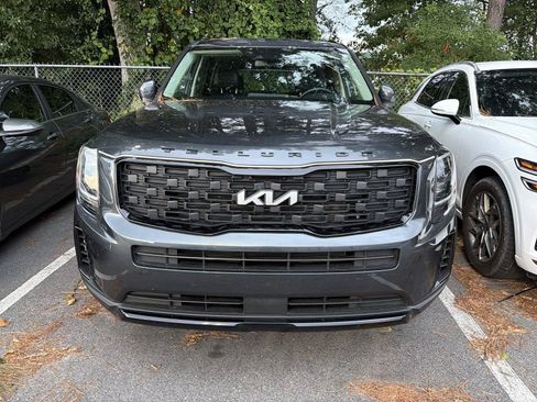 Used 2022 Kia Telluride EX w/ EX Premium Package AWD/4WD image 2