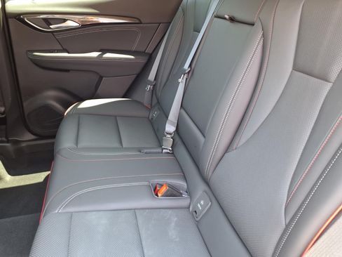 Used 2023 Buick Envision Essence w/ Sport Touring Package AWD/4WD image 7