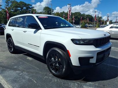 Used 2024 Jeep Grand Cherokee L Laredo