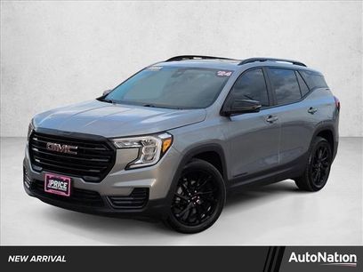 Used 2024 GMC Terrain SLE w/ Driver Convenience Package