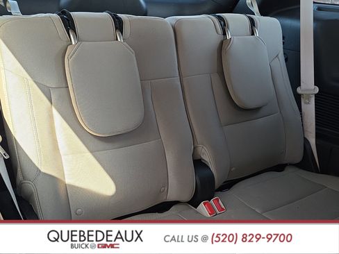 Used 2022 Ford Explorer XLT image 26