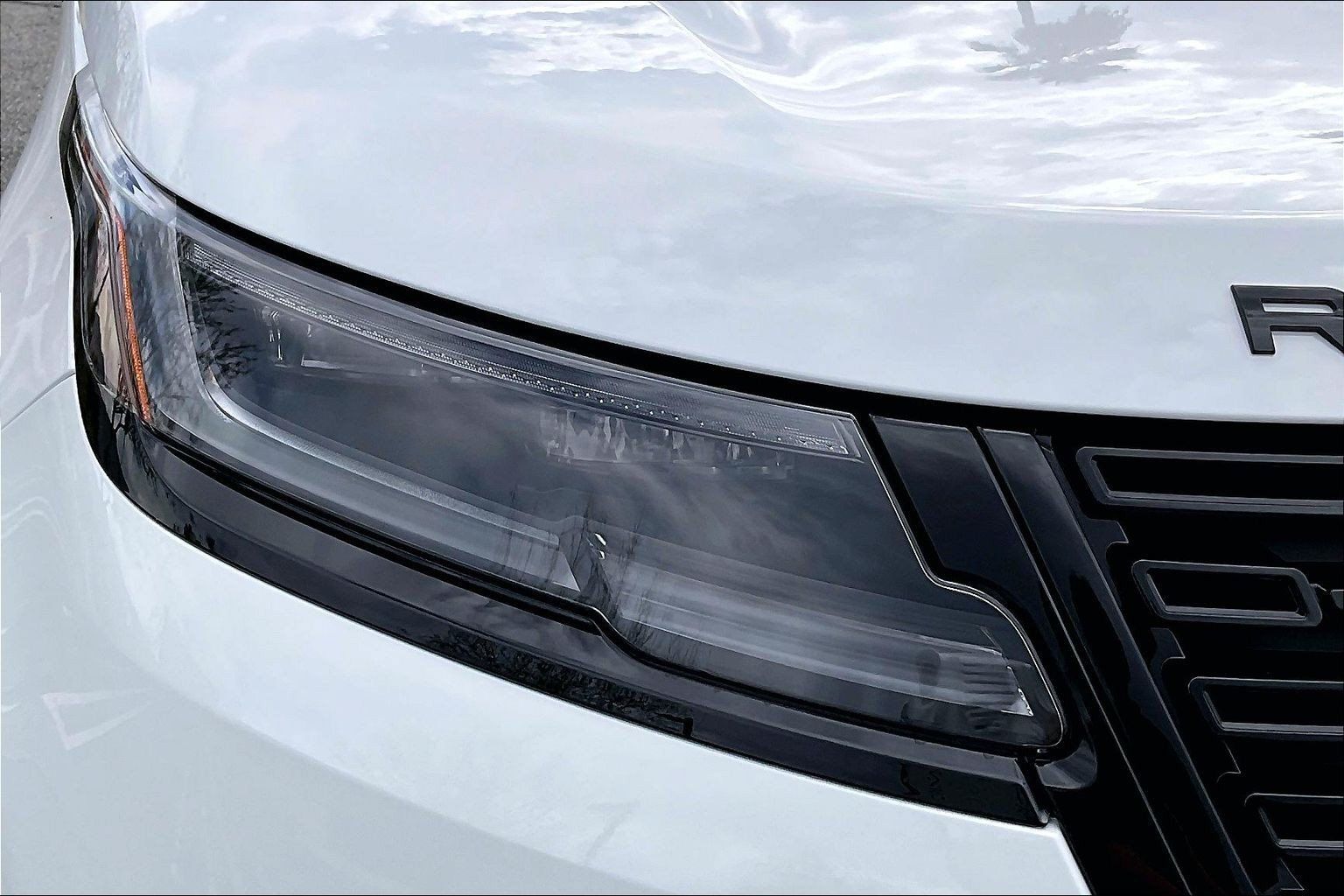 New 2026 Land Rover Range Rover Velar S AWD/4WD image 19