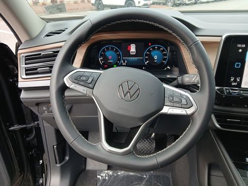 New 2026 Volkswagen Atlas SE AWD/4WD image 14