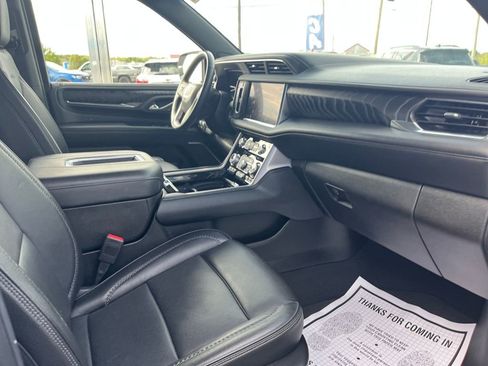 Used 2023 GMC Yukon Denali image 34